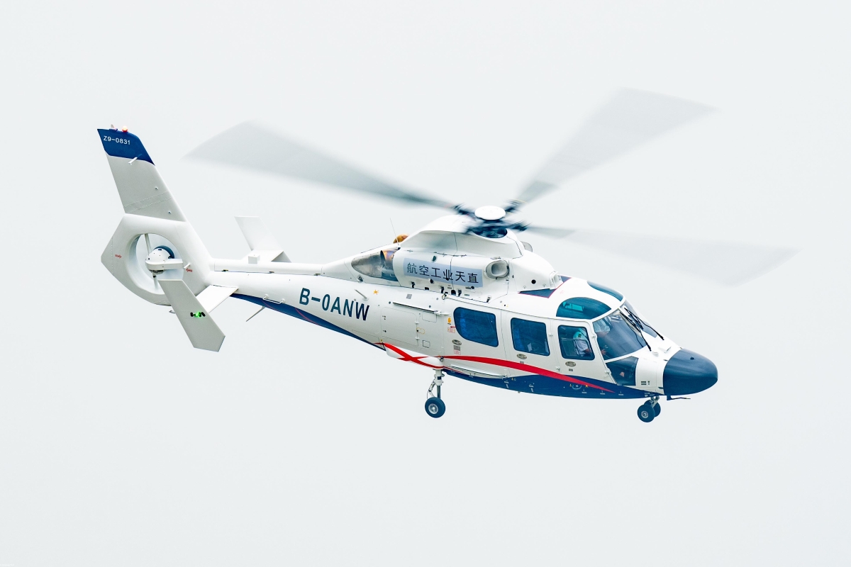 AC312E进行飞行预演。摄影：岳书华