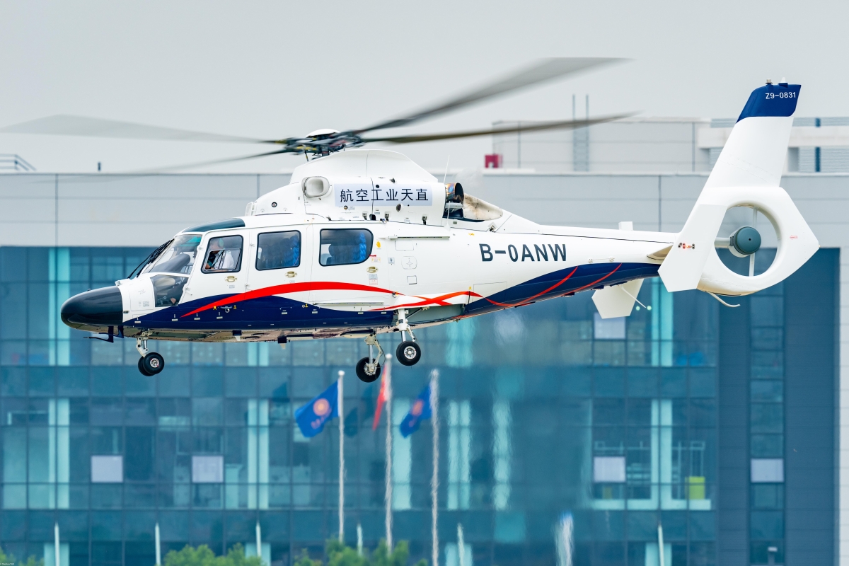 AC312E进行飞行预演。摄影：岳书华-1